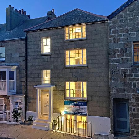 New~Breathtaking Bay Views~Chapel Street~Penzance Apartment Екстериор снимка