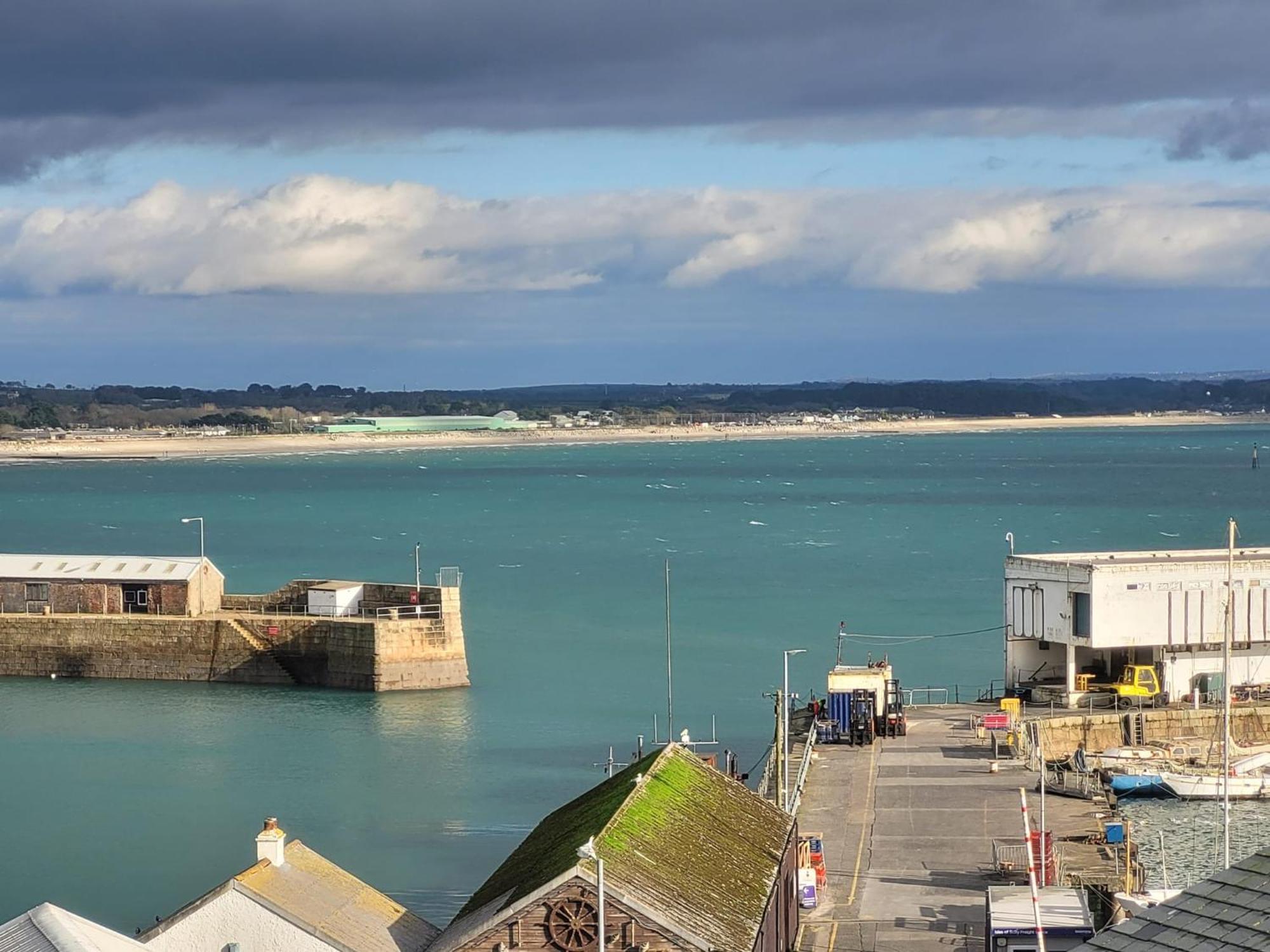 New~Breathtaking Bay Views~Chapel Street~Penzance Apartment Екстериор снимка